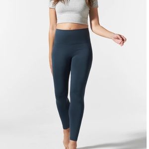 Blanqi everyday hipster support leggings